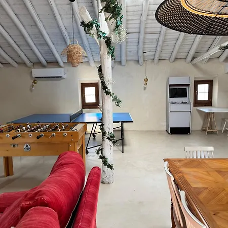 Ana Villa Cabanas de la Sagra